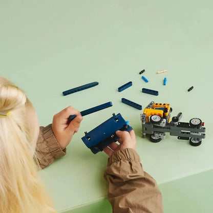 🚛 LEGO Technic Wywrotka 2w1 (42147) – Zbuduj Wywrotkę, Przebuduj na Koparkę!