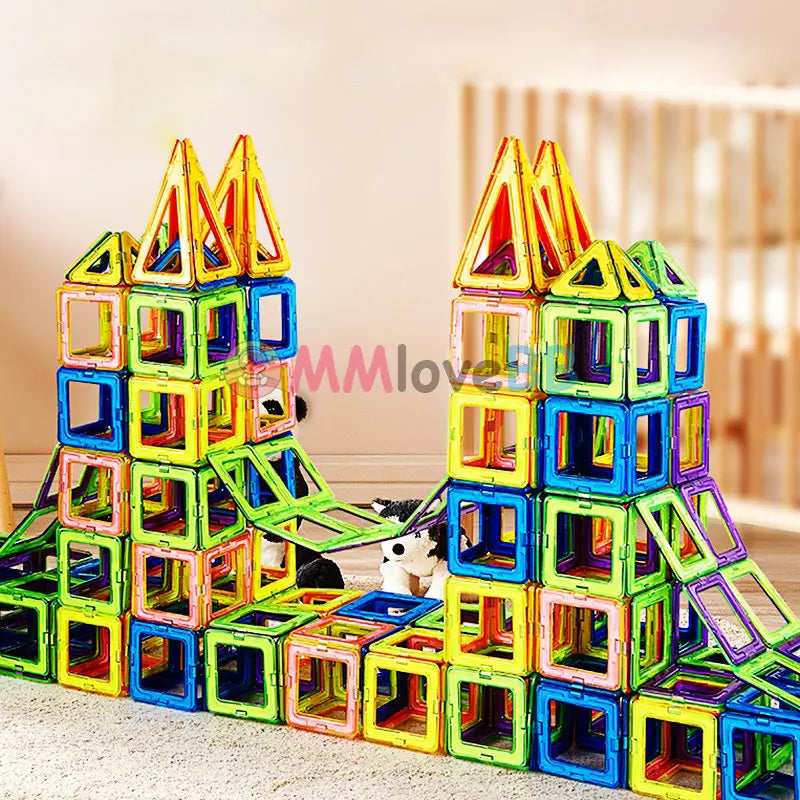 🧲 Magnetyczne Klocki DIY Duże i Małe – Buduj, Łącz, Twórz Bez Granic